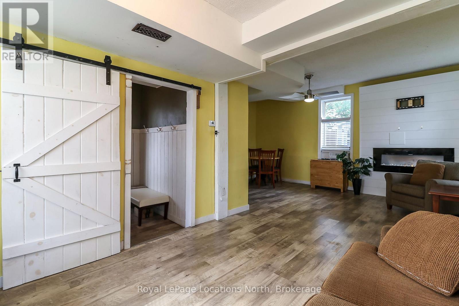 74 RODNEY STREET - 26
