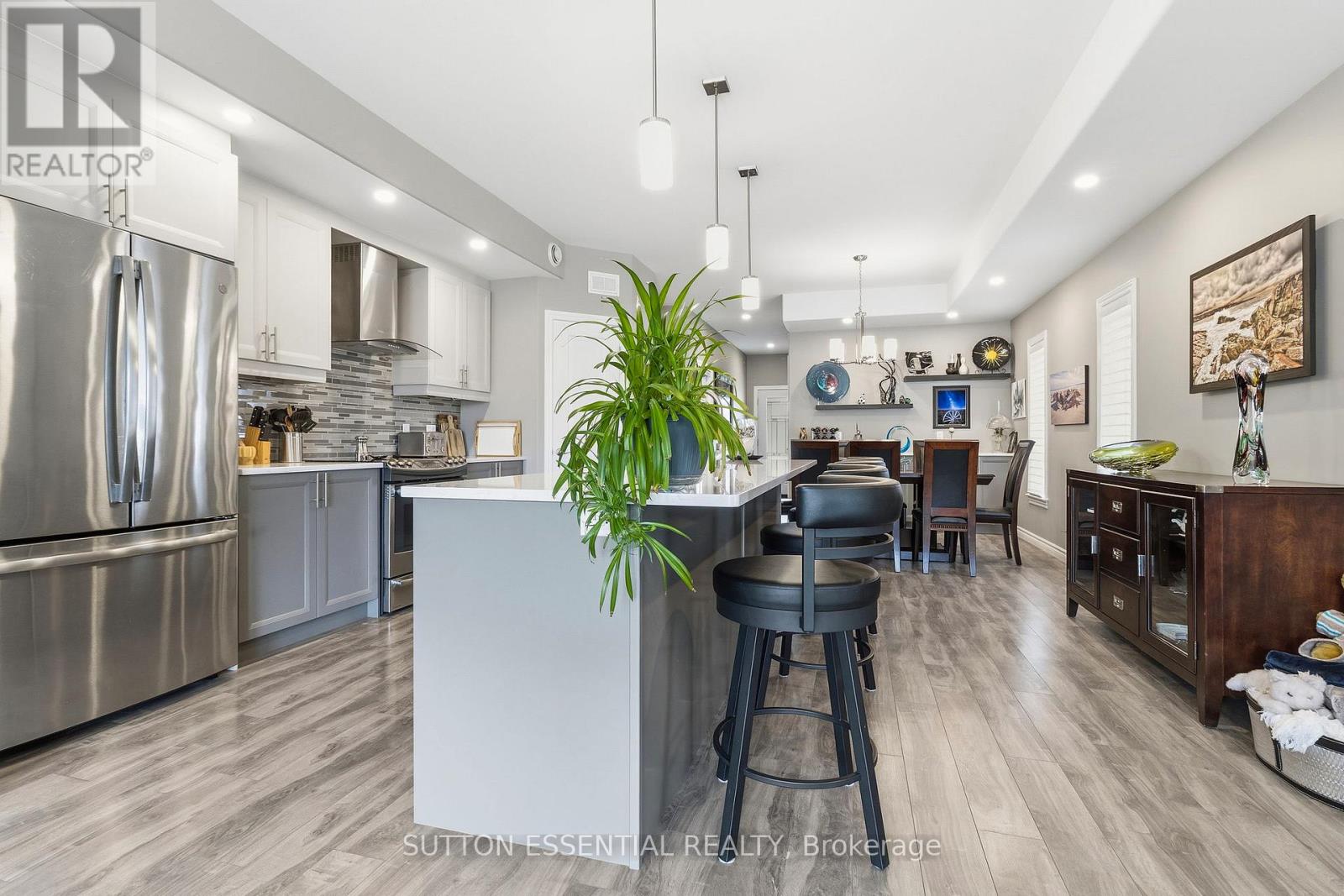 45B CENTRE STREET - 25