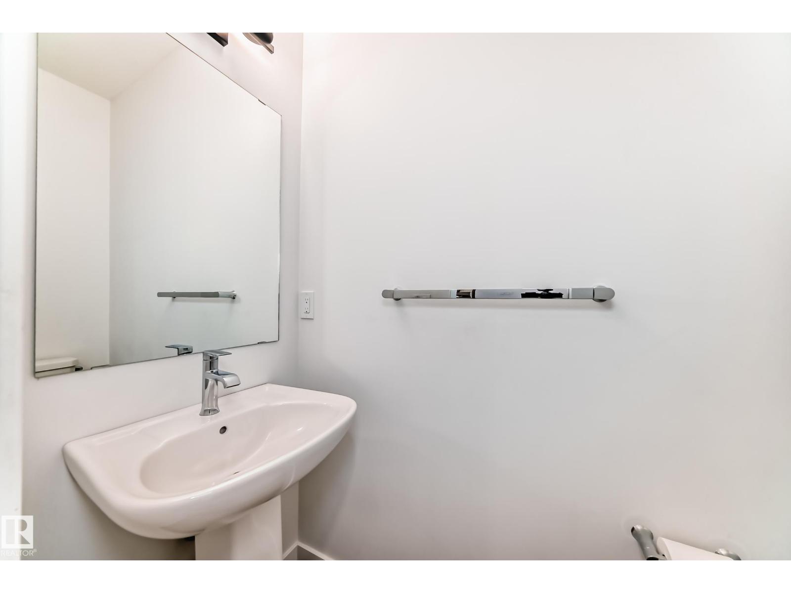 #38 1910 Collip VW SW, Edmonton