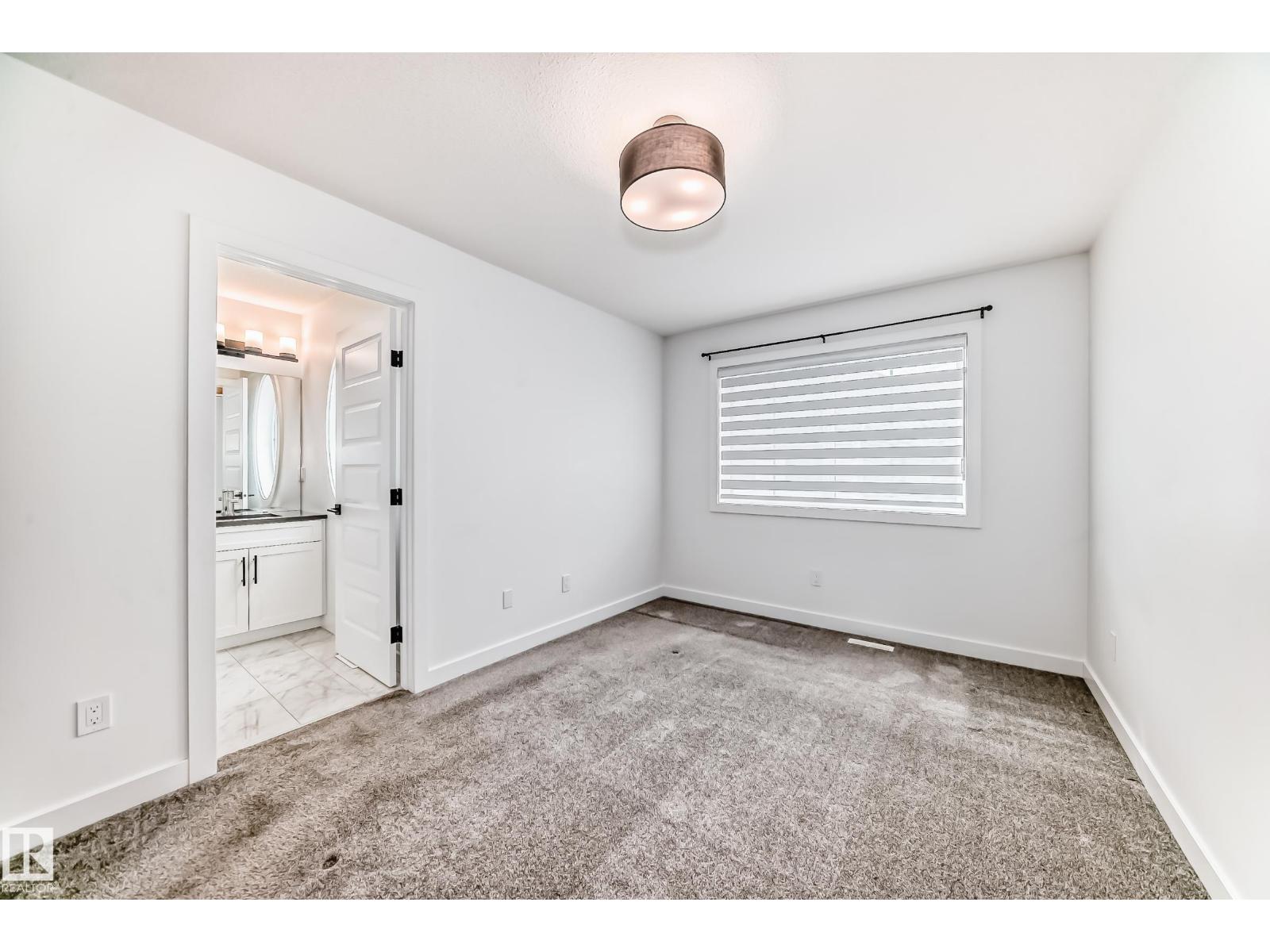 #38 1910 Collip VW SW, Edmonton