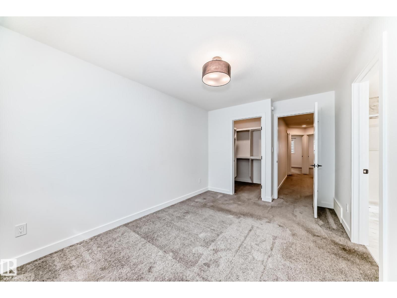 #38 1910 Collip VW SW, Edmonton