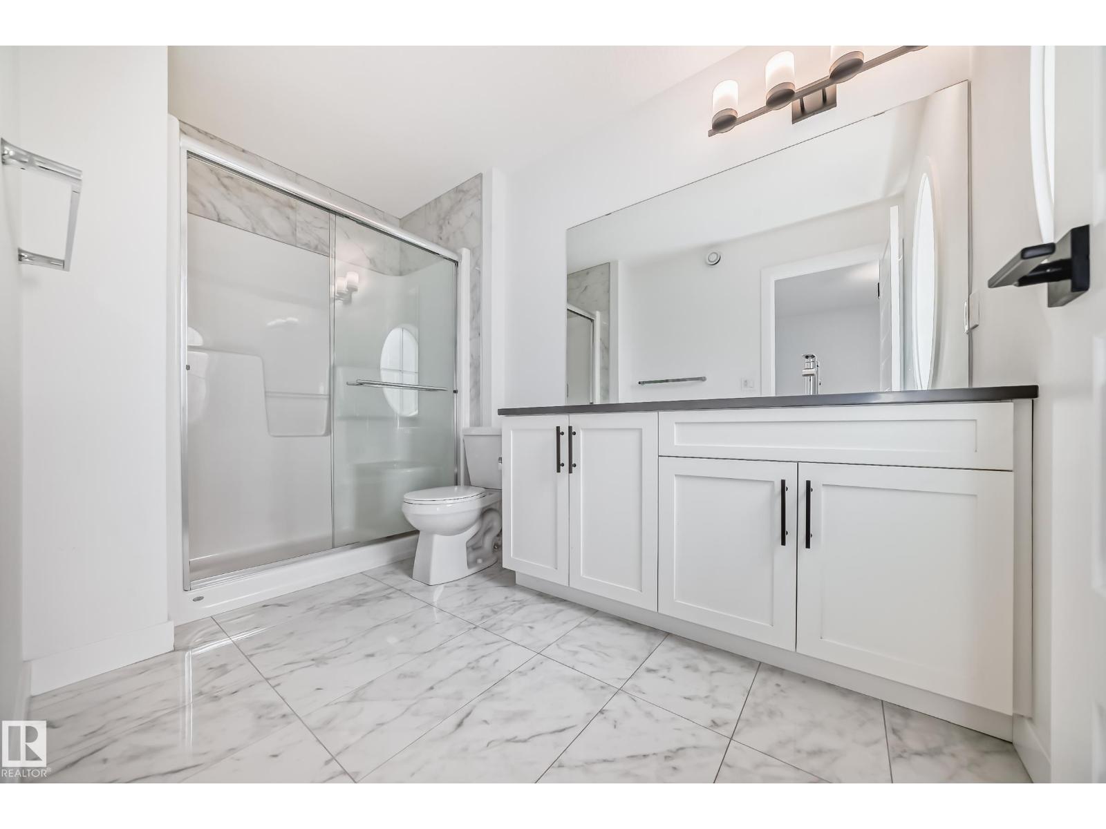 #38 1910 Collip VW SW, Edmonton