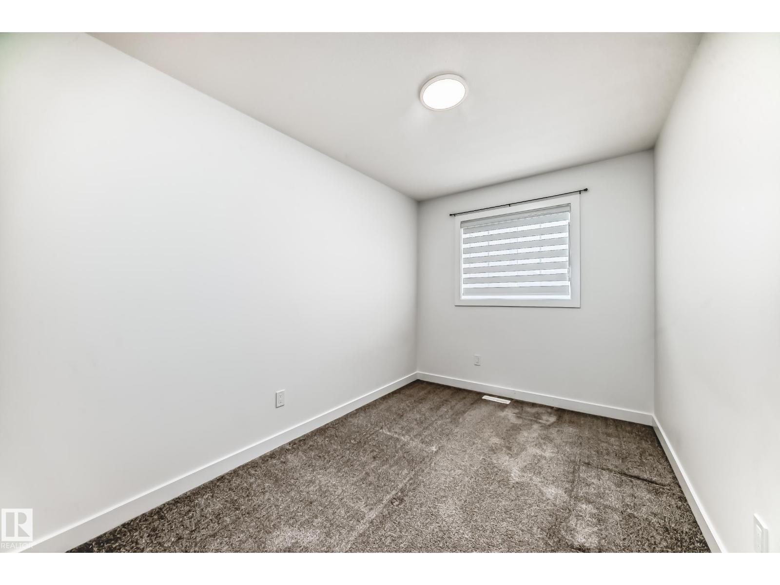 #38 1910 Collip VW SW, Edmonton