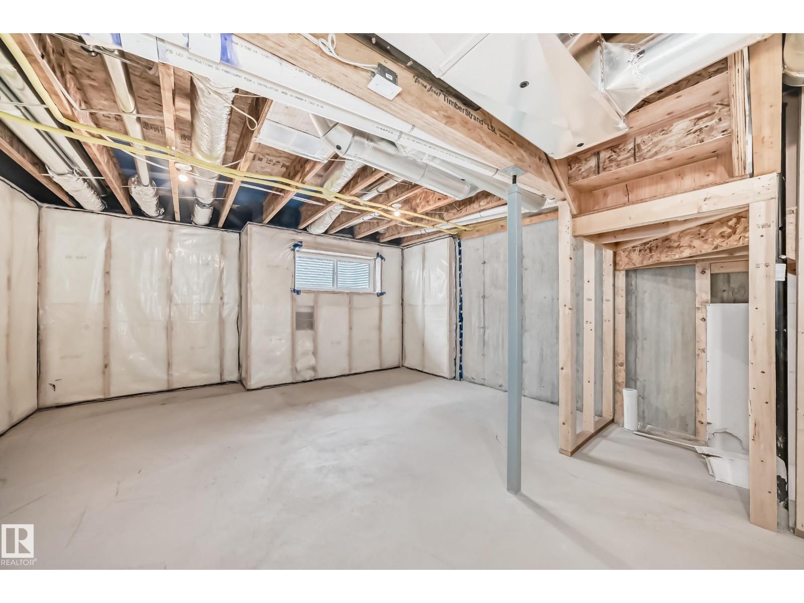 #38 1910 Collip VW SW, Edmonton