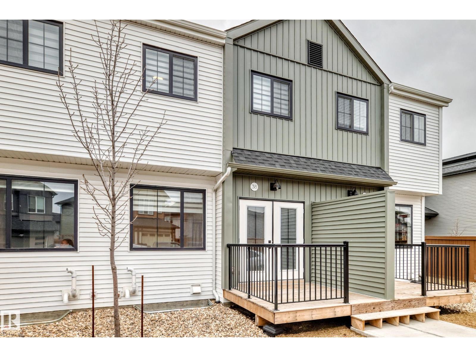 #38 1910 Collip VW SW, Edmonton