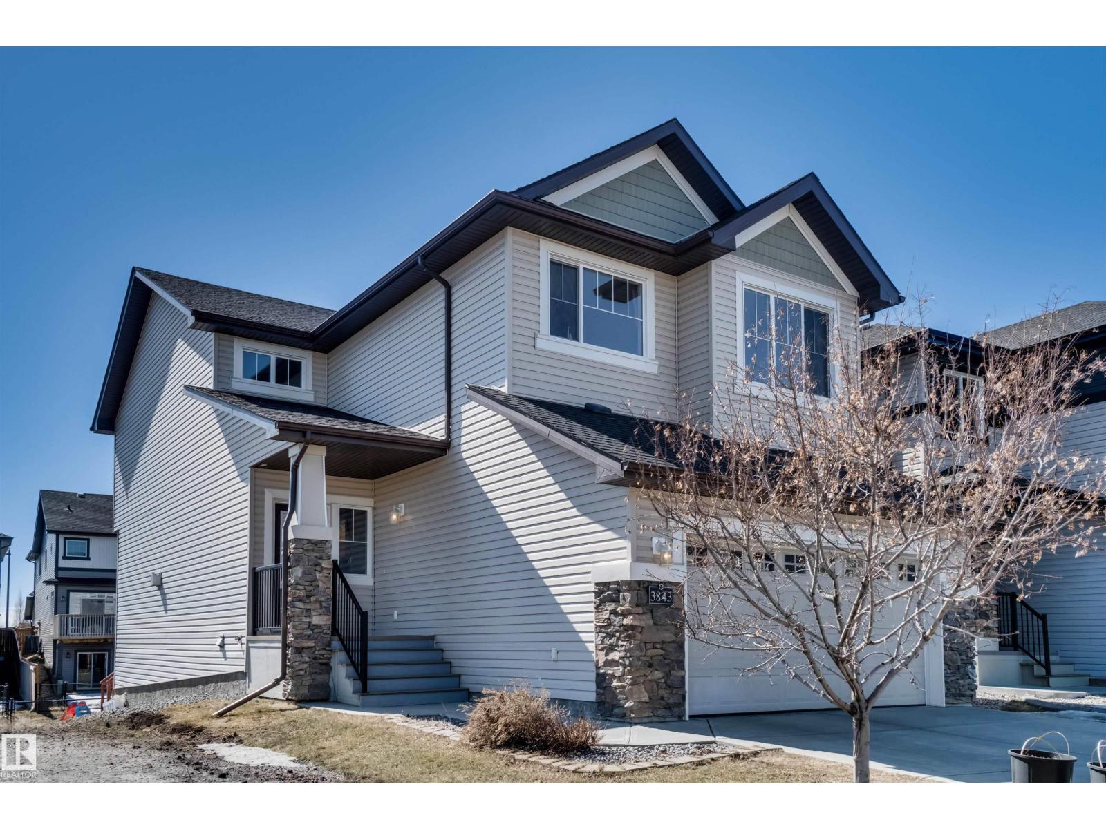 3843 AGAR GR SW, Edmonton