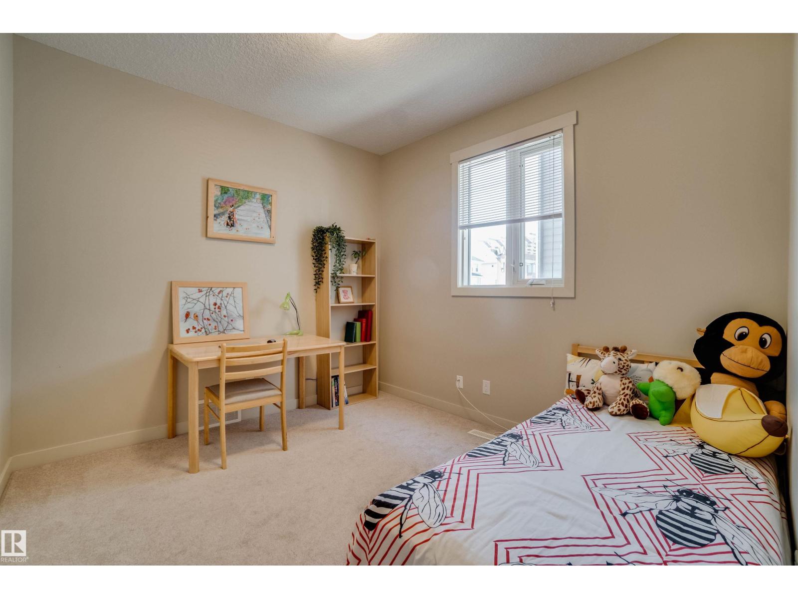 3843 AGAR GR SW, Edmonton