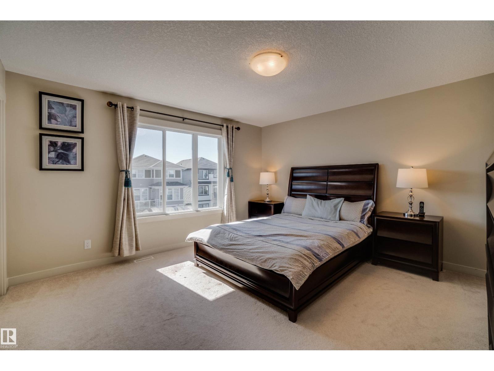 3843 AGAR GR SW, Edmonton
