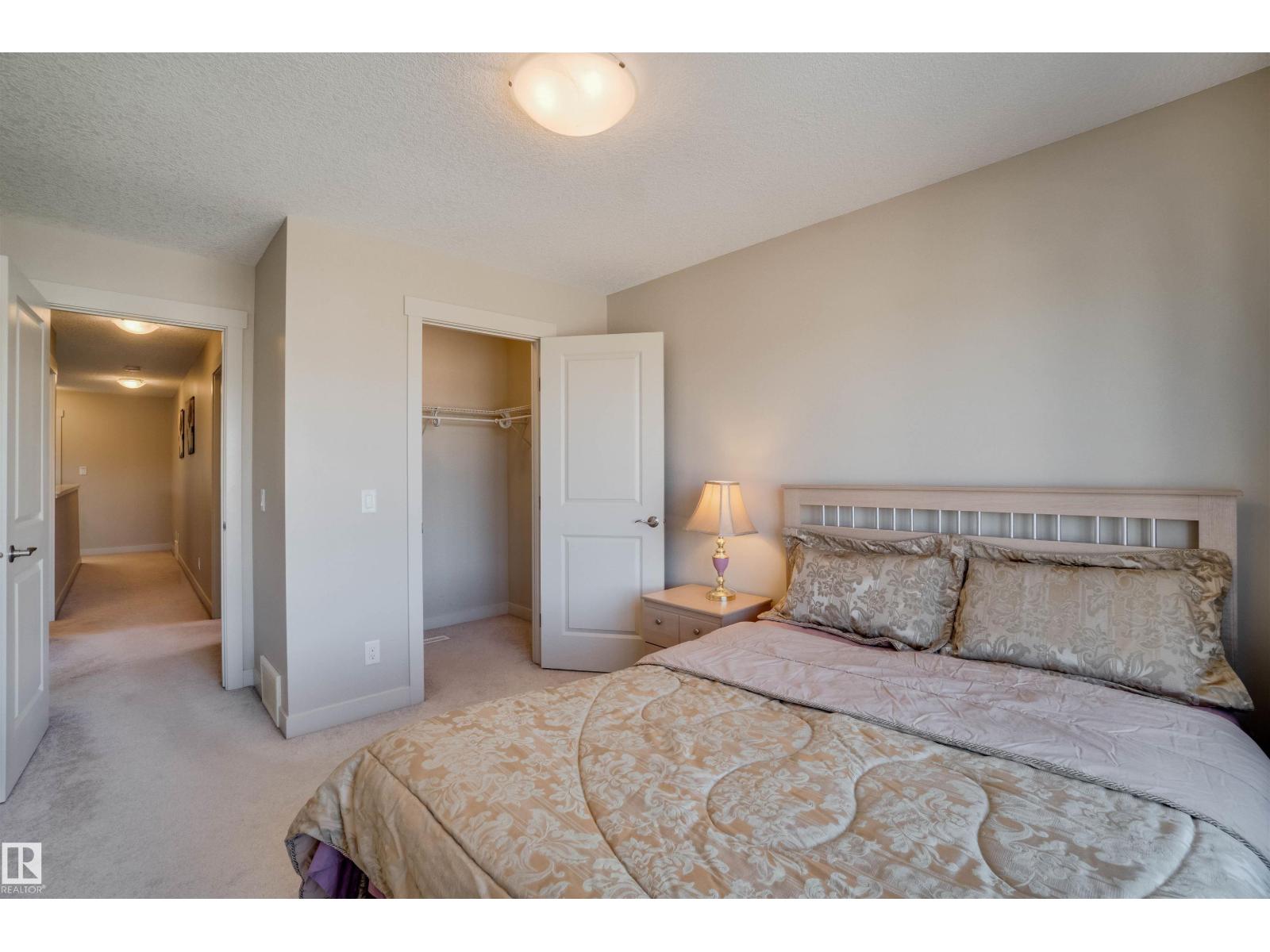 3843 AGAR GR SW, Edmonton