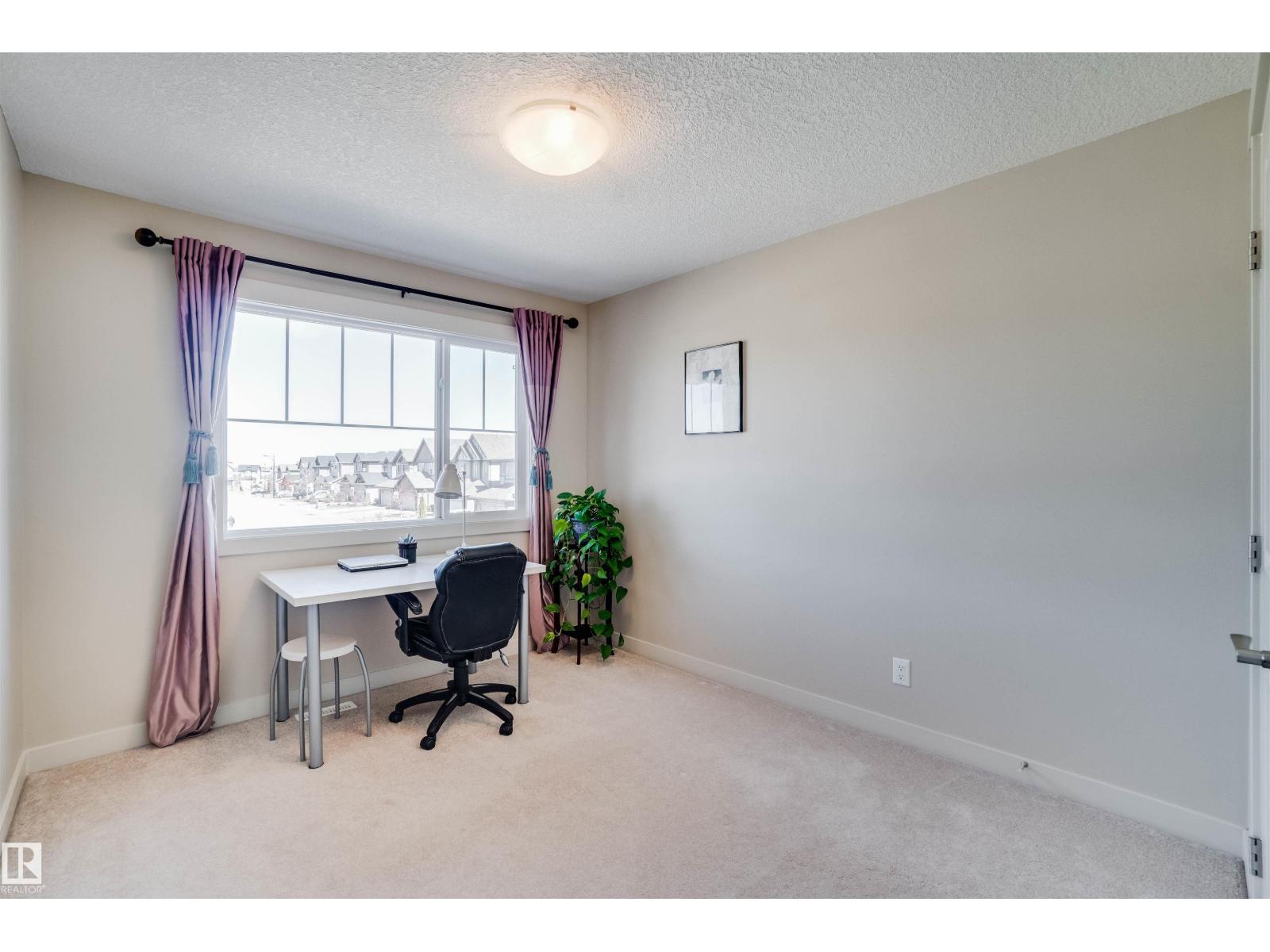 3843 AGAR GR SW, Edmonton