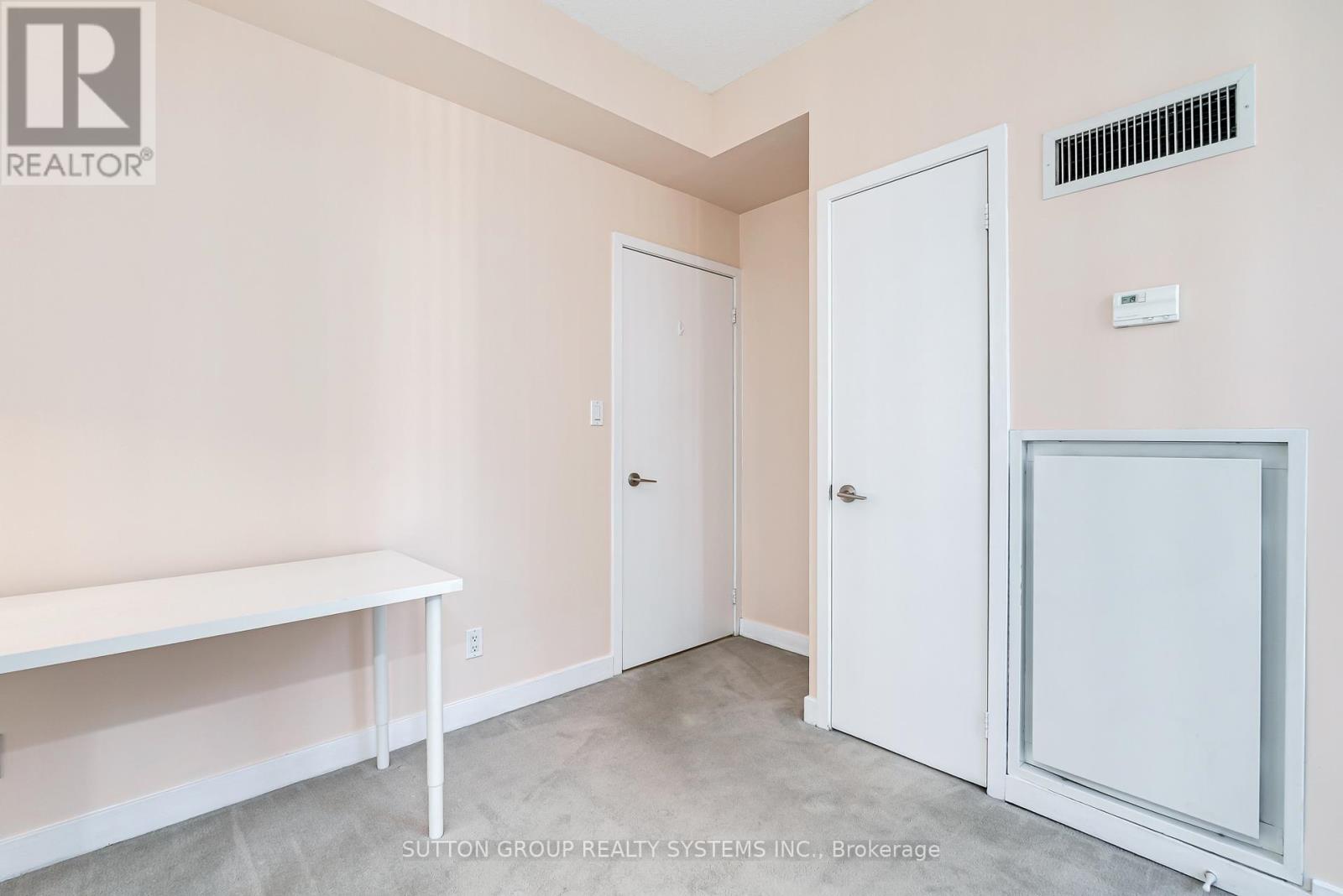 #1307 126 SIMCOE STREET - 15