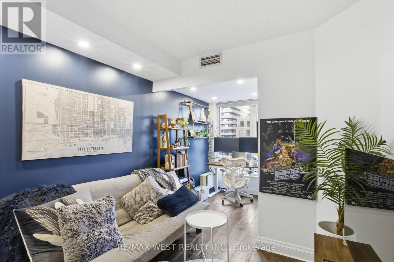 #1709 55 BLOOR STREET E - 13