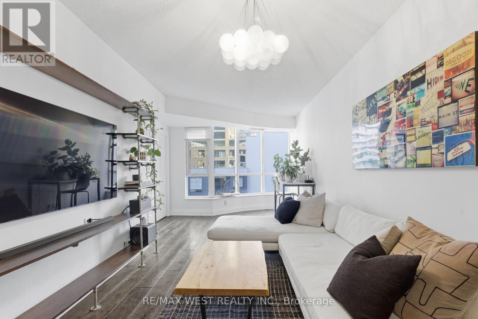 #1709 55 BLOOR STREET E - 7