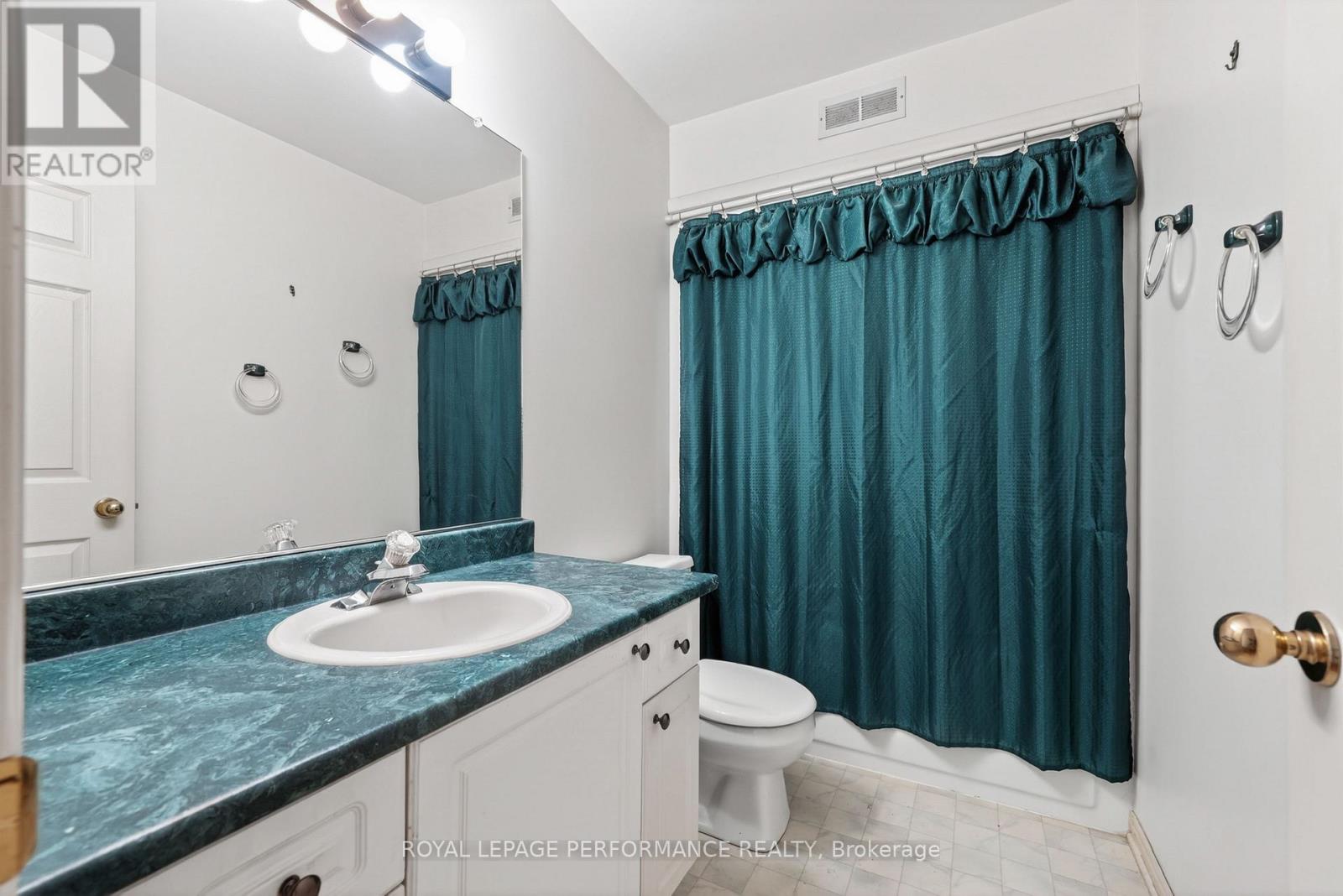63 COLUMBIA AVENUE - 12