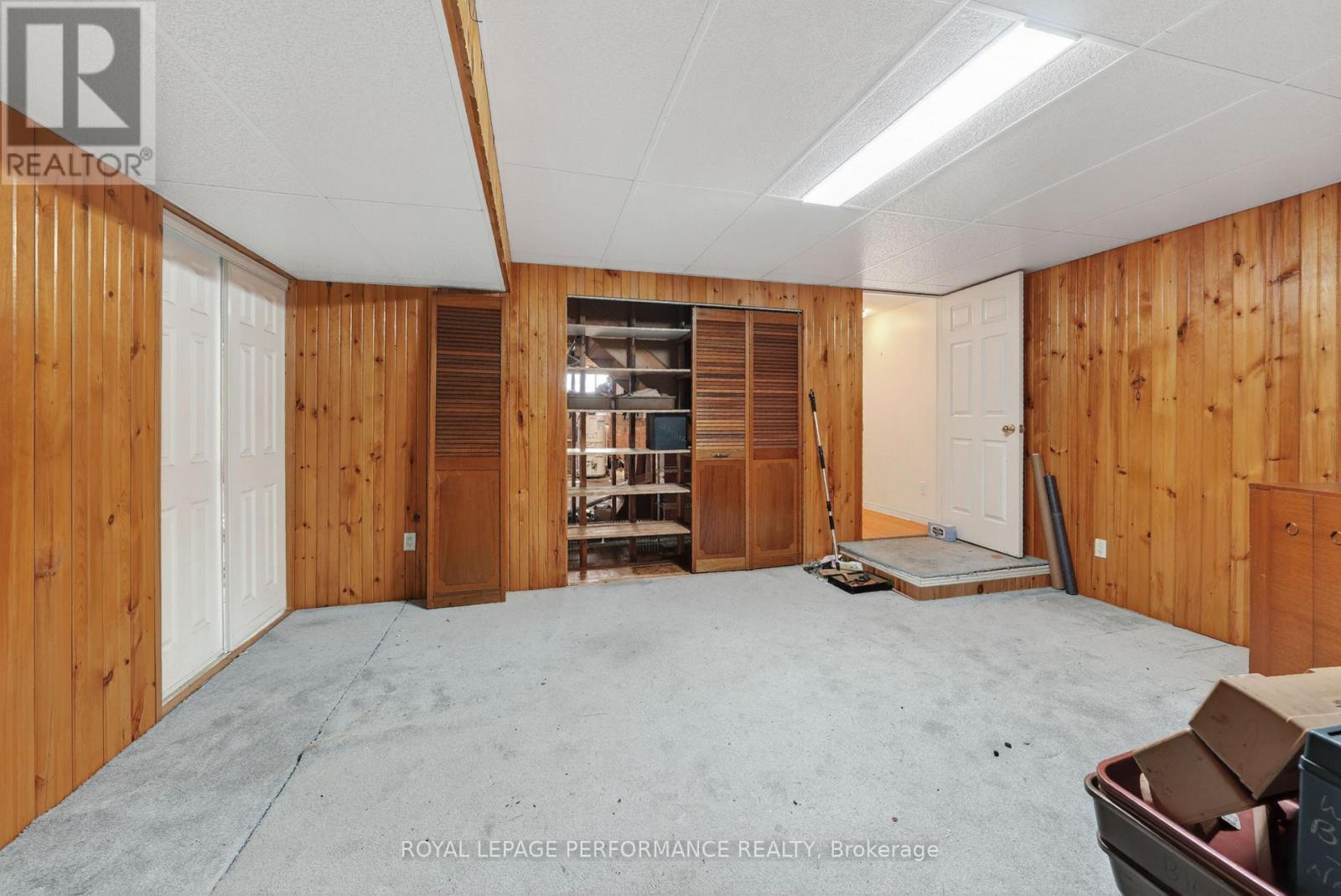 63 COLUMBIA AVENUE - 20