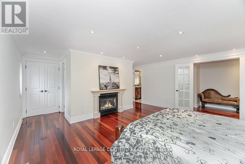 2197 COURRIER LANE — photo 27