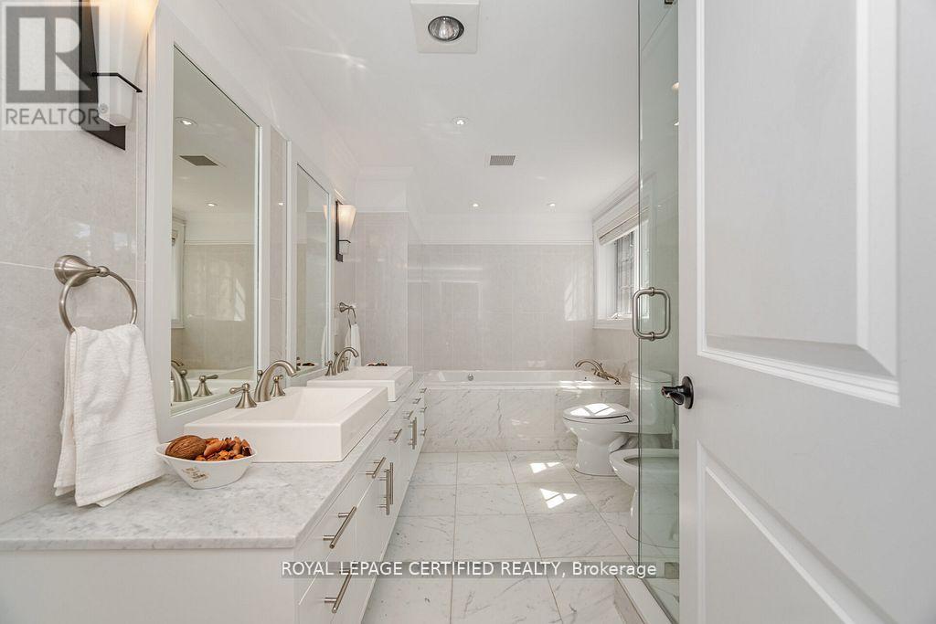 2197 COURRIER LANE — photo 35