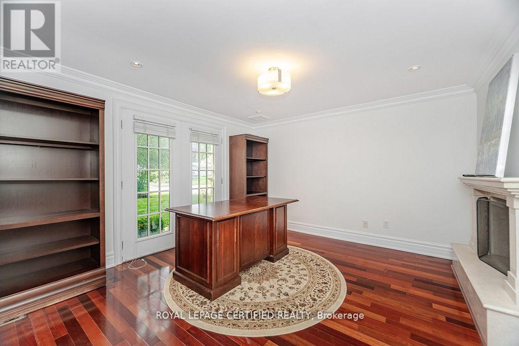 2197 COURRIER LANE — photo 22