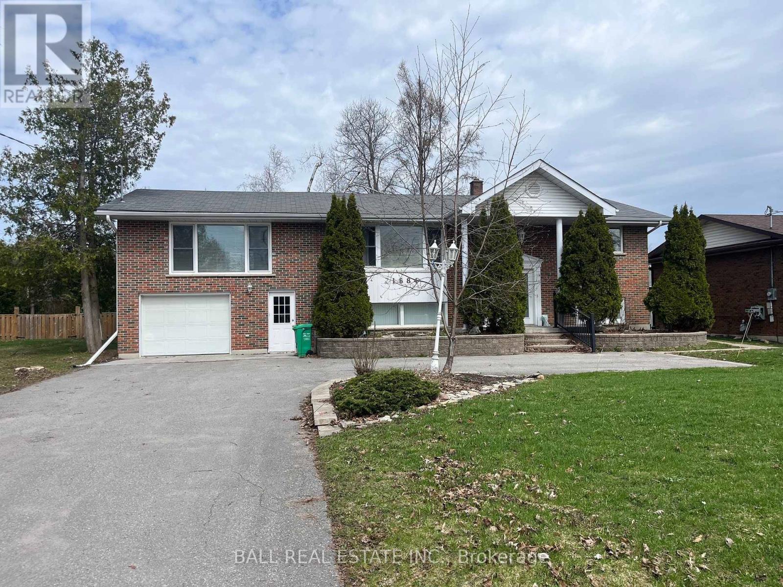 1684 SHERBROOKE STREET - 1