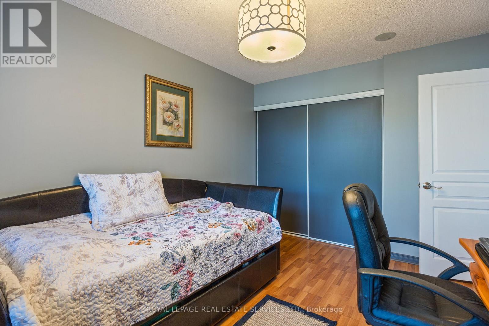 #101 9 NORTHERN HEIGHTS DRIVE - 22