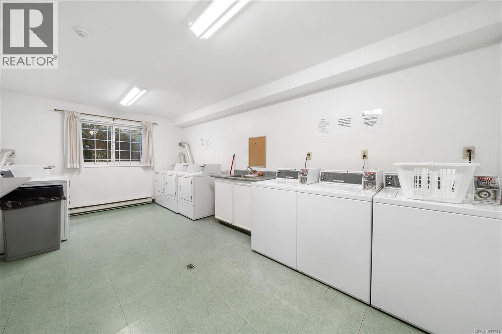 #103 3235 Quadra St - 25