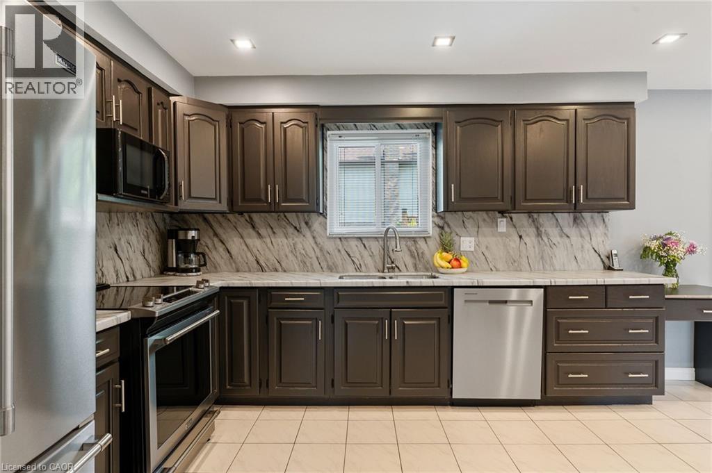 25 BURKE Drive - 14
