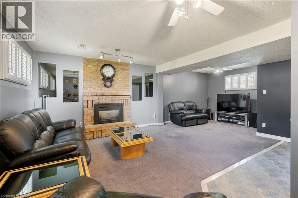 25 BURKE Drive - 32