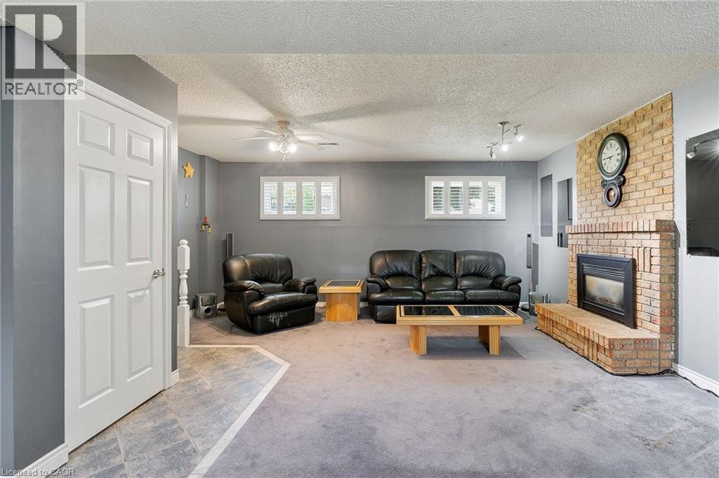 25 BURKE Drive - 33