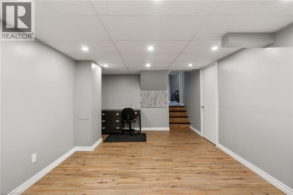 25 BURKE Drive - 36