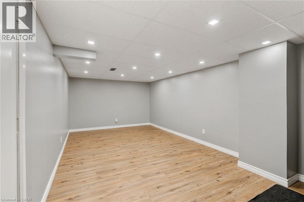 25 BURKE Drive - 37