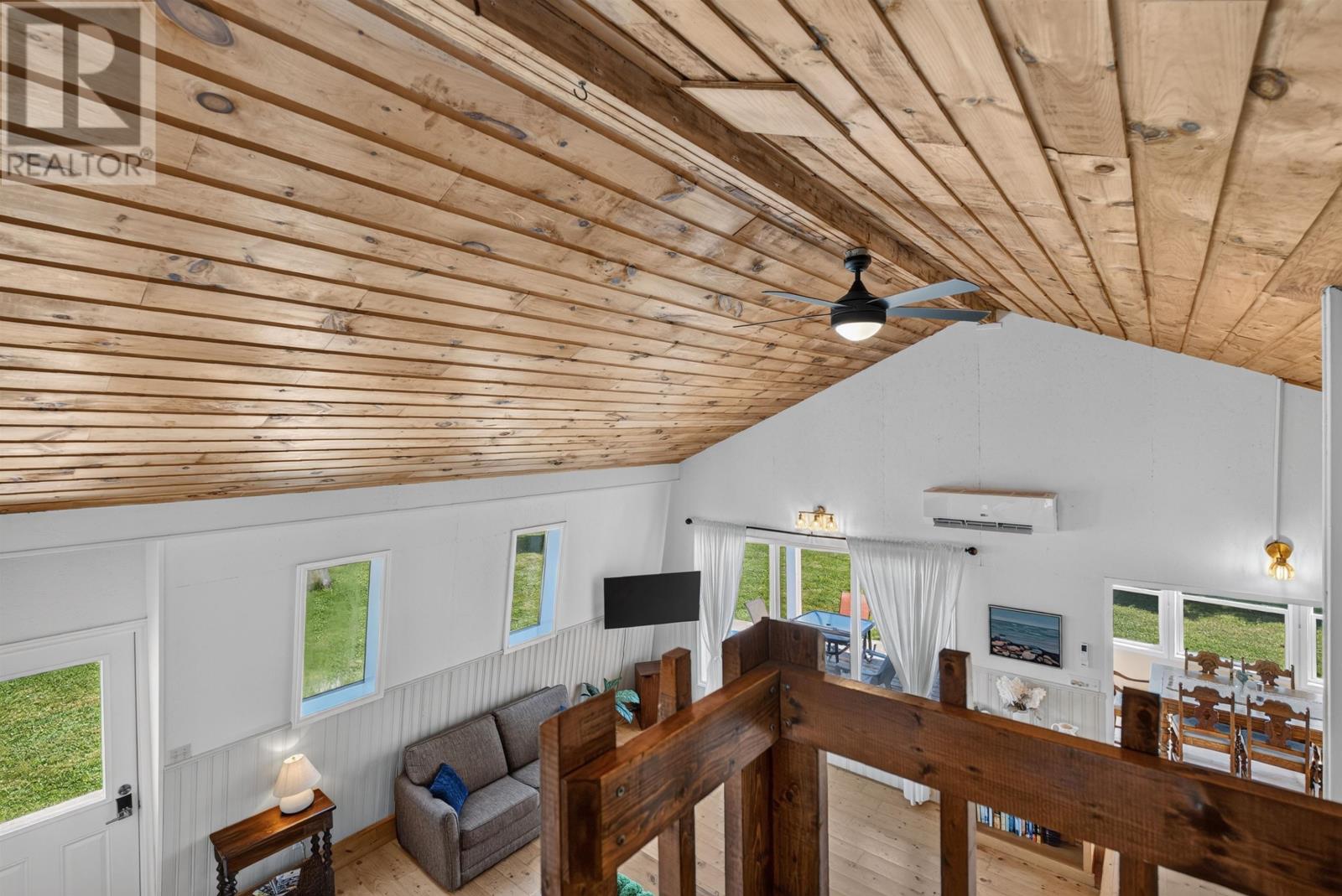 16 Gordons Way - 27