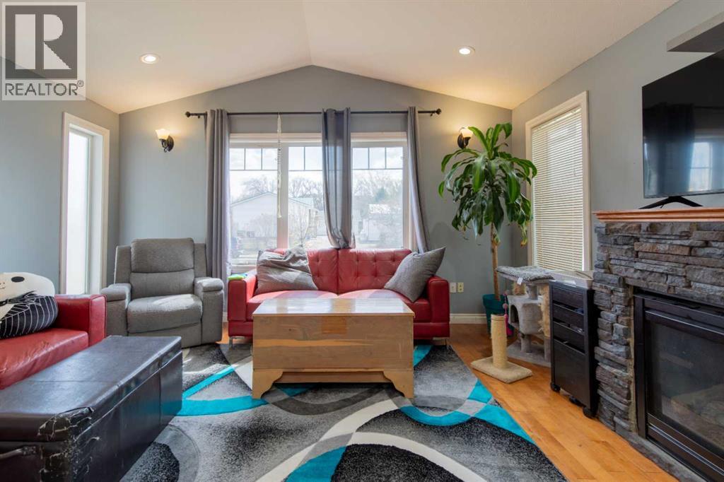 311 Barons Street — photo 13