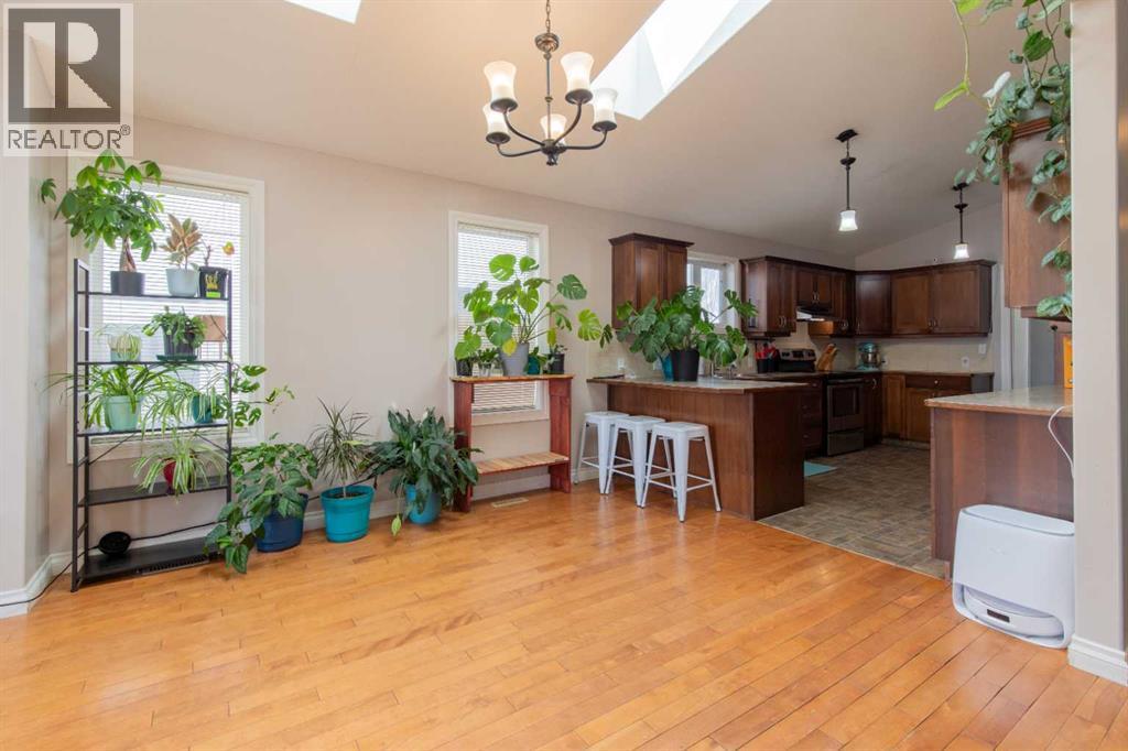 311 Barons Street — photo 9