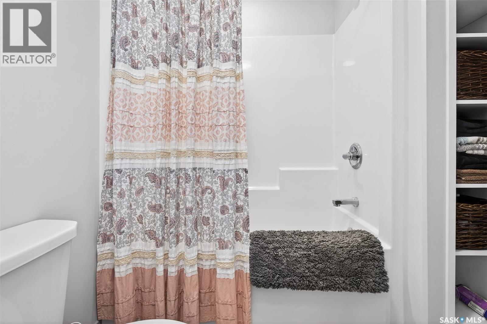 1160 Willow AVENUE - 45