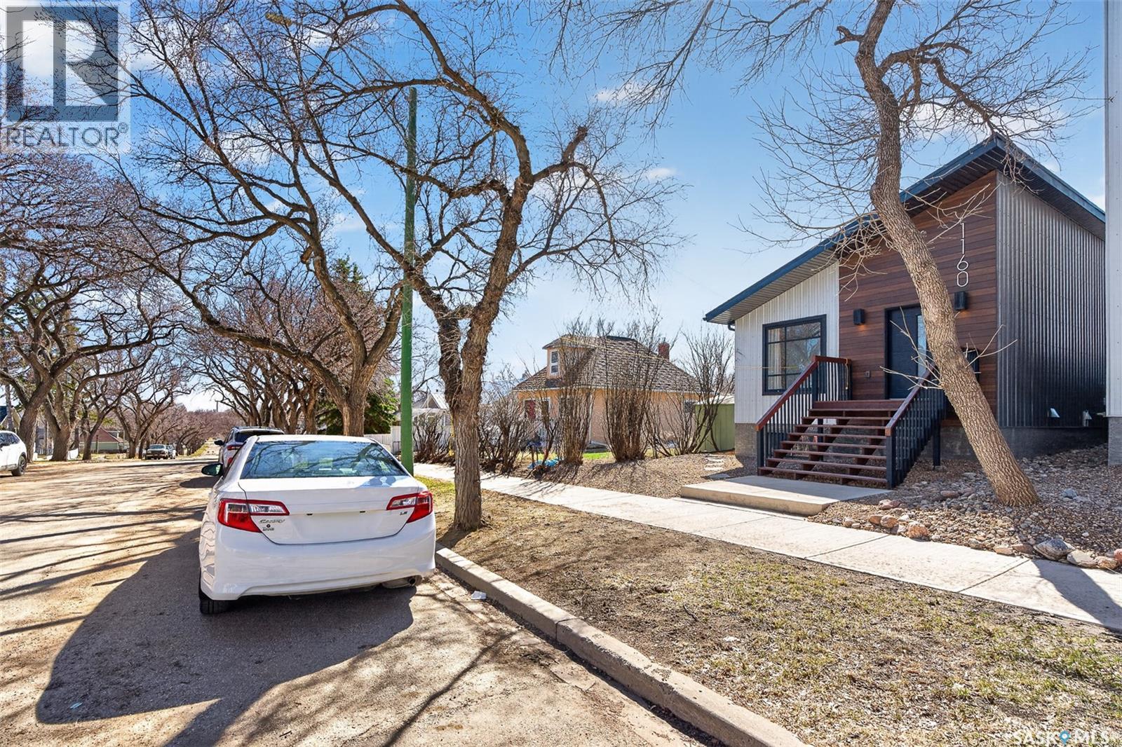 1160 Willow AVENUE - 48