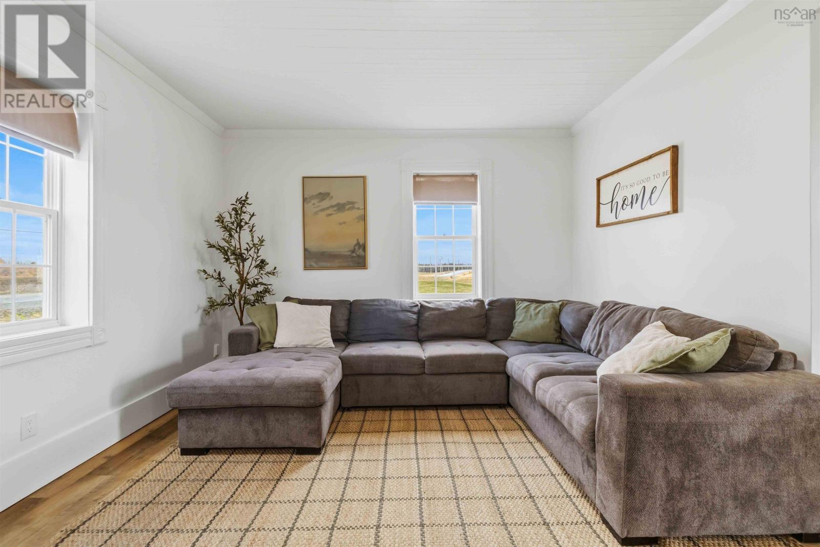 Property 24 of 49 of 2050 Indian Road