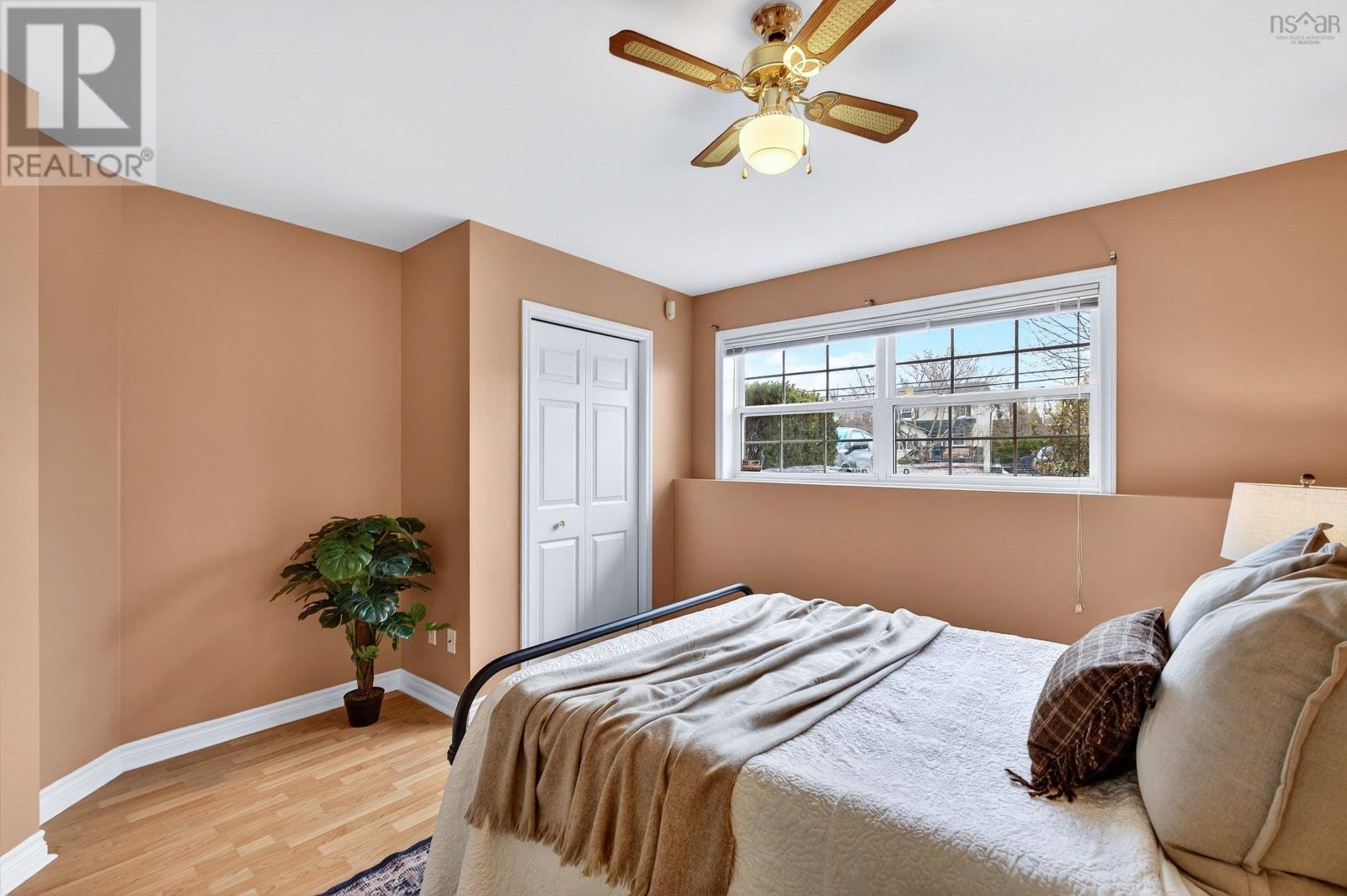 Property 26 of 47 of 147 Avenue Du Portage