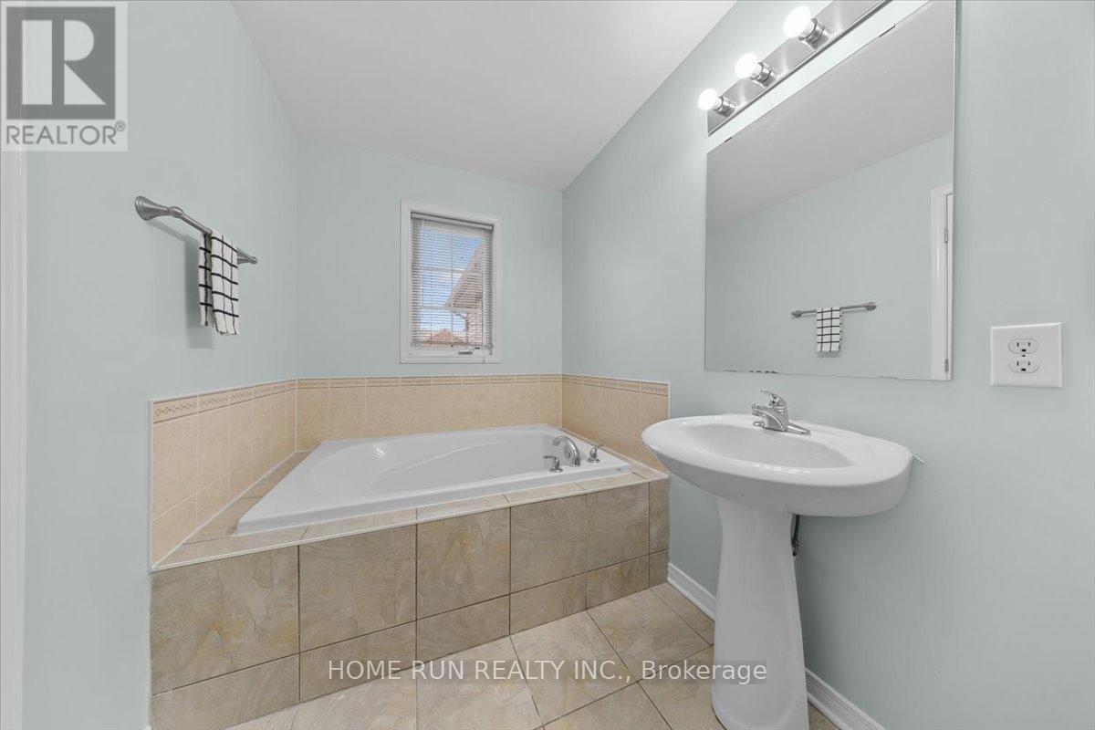 294 APPLECROSS CRESCENT — photo 40