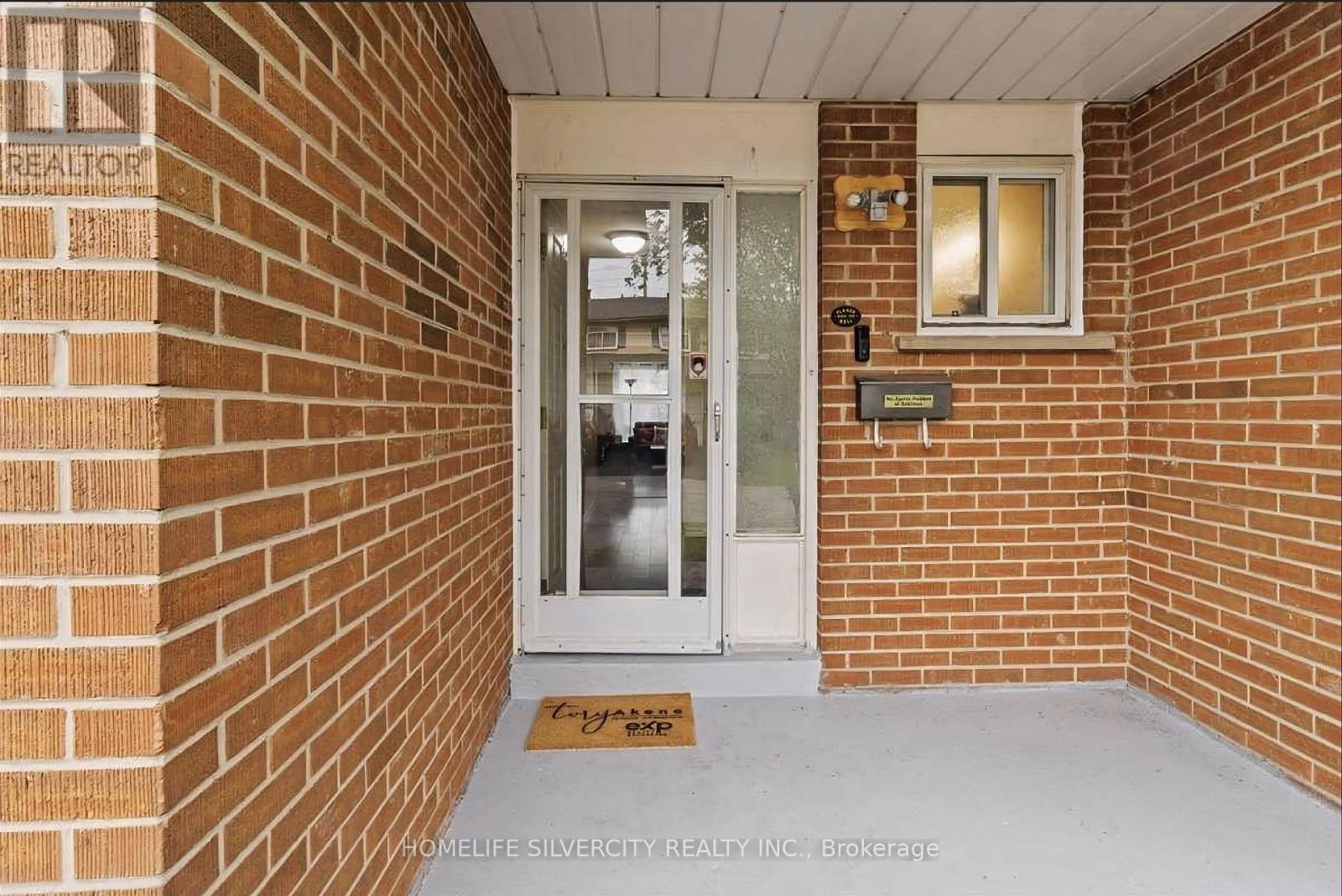 46 VODDEN COURT - photo 2