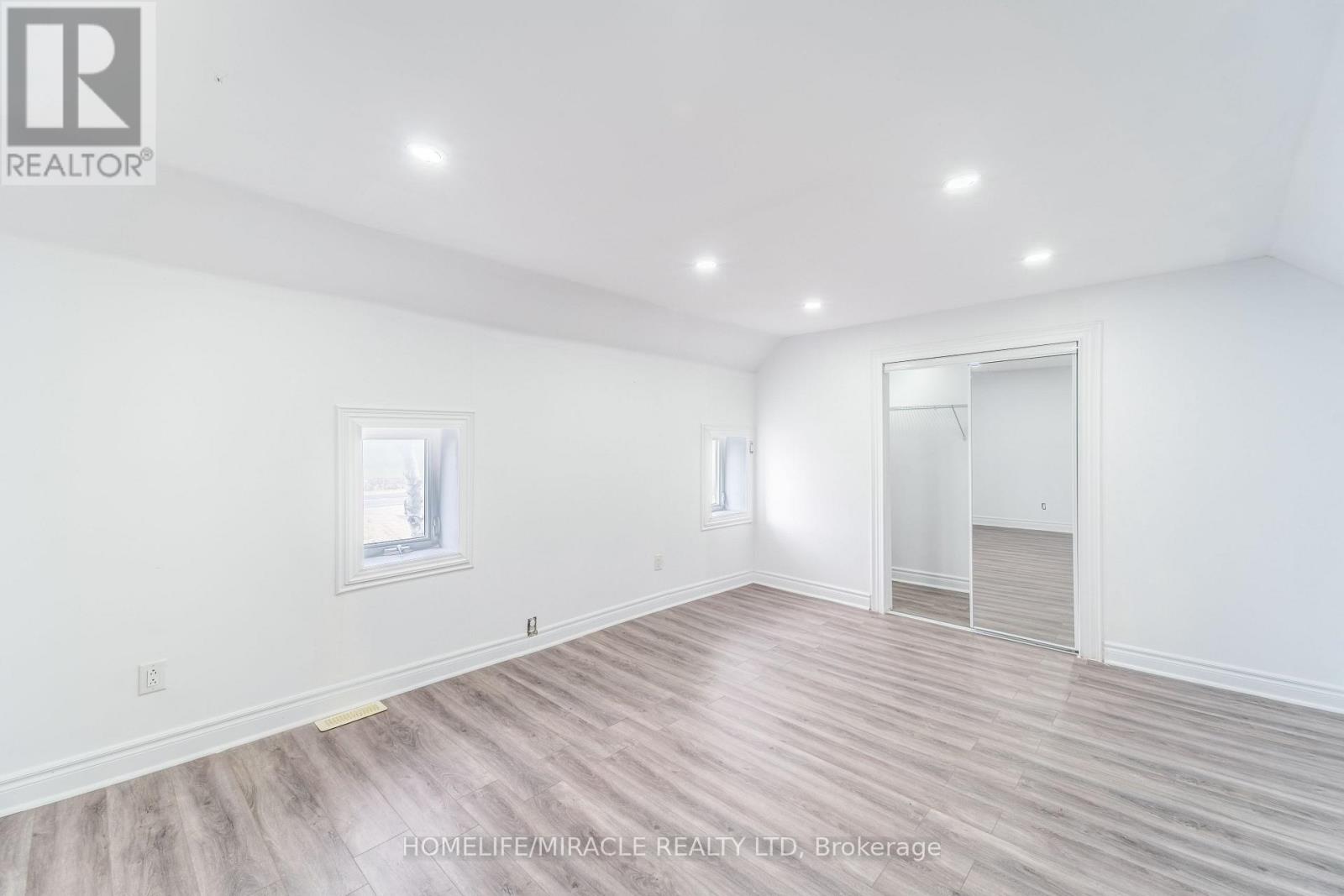 7964 WELLINGTON COUNTY 109 ROAD — photo 28