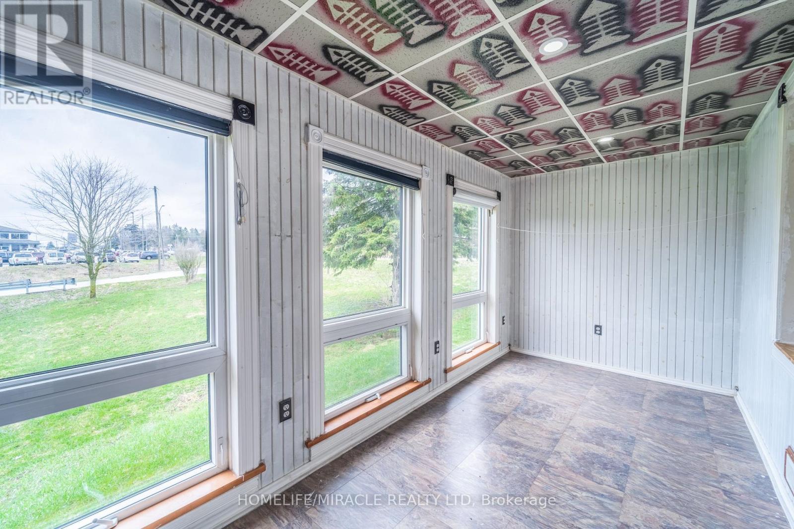 7964 WELLINGTON COUNTY 109 ROAD — photo 12