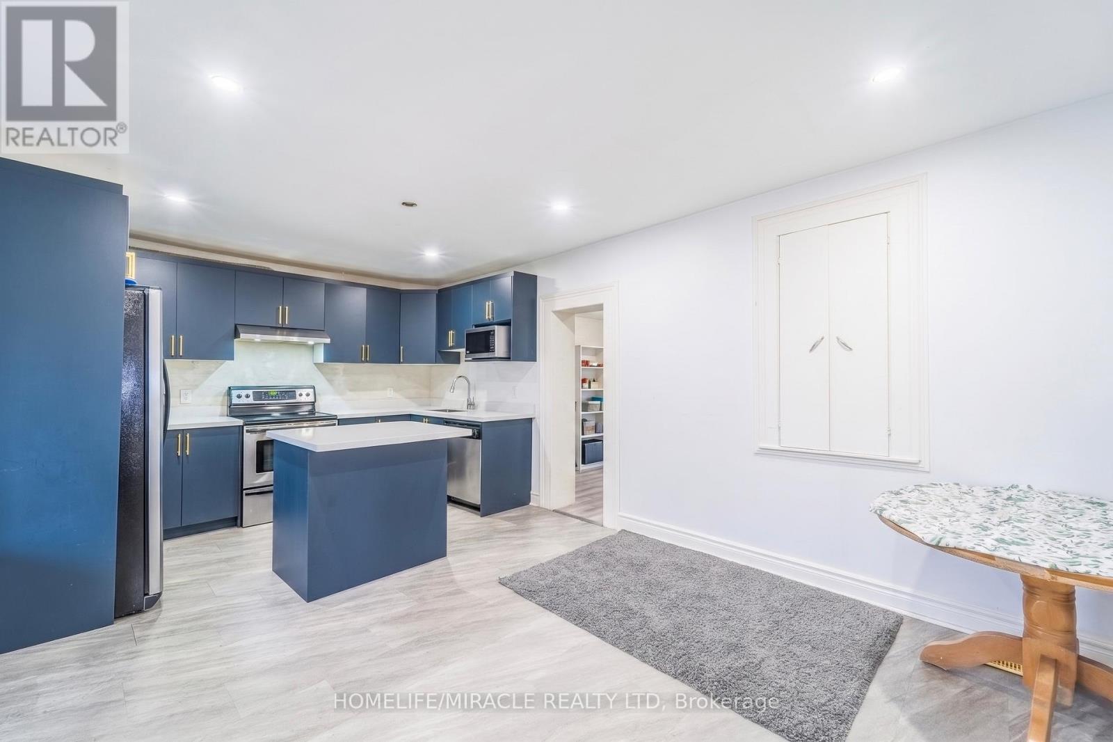 7964 WELLINGTON COUNTY 109 ROAD — photo 4
