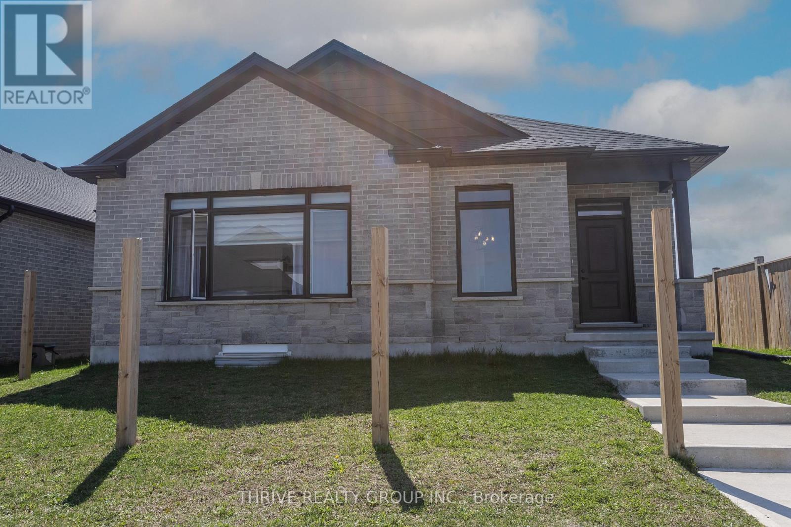 31 - 383 DAVENTRY WAY
