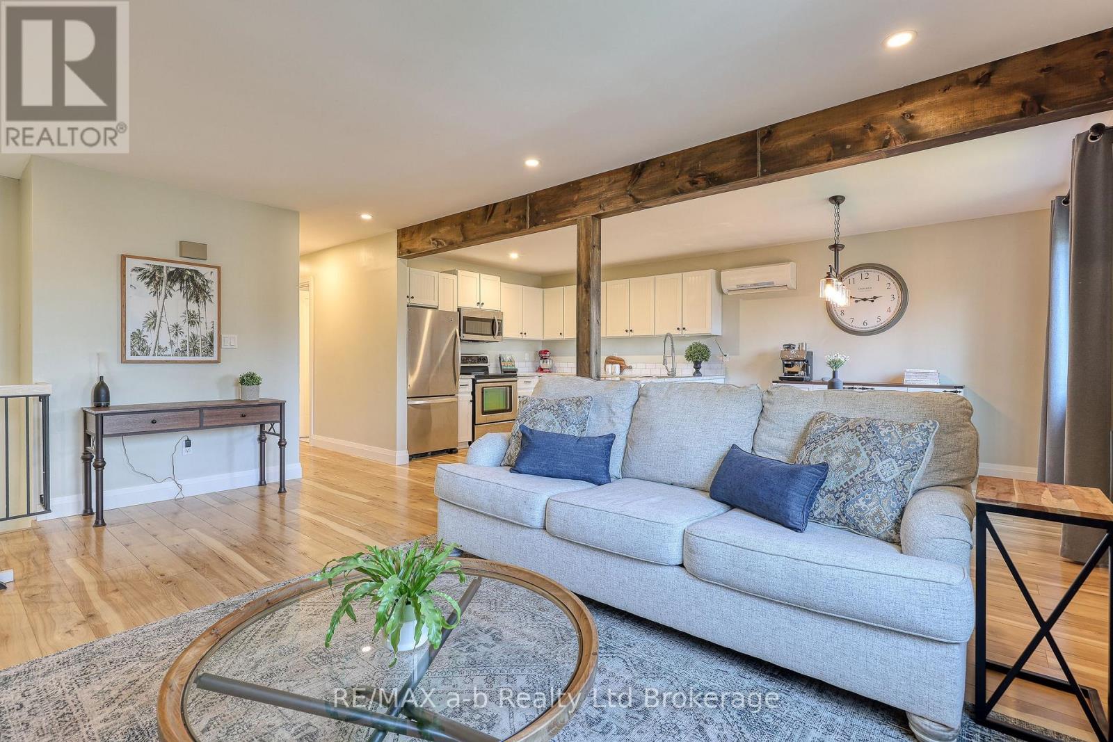 249 ARRIS CRESCENT — photo 6