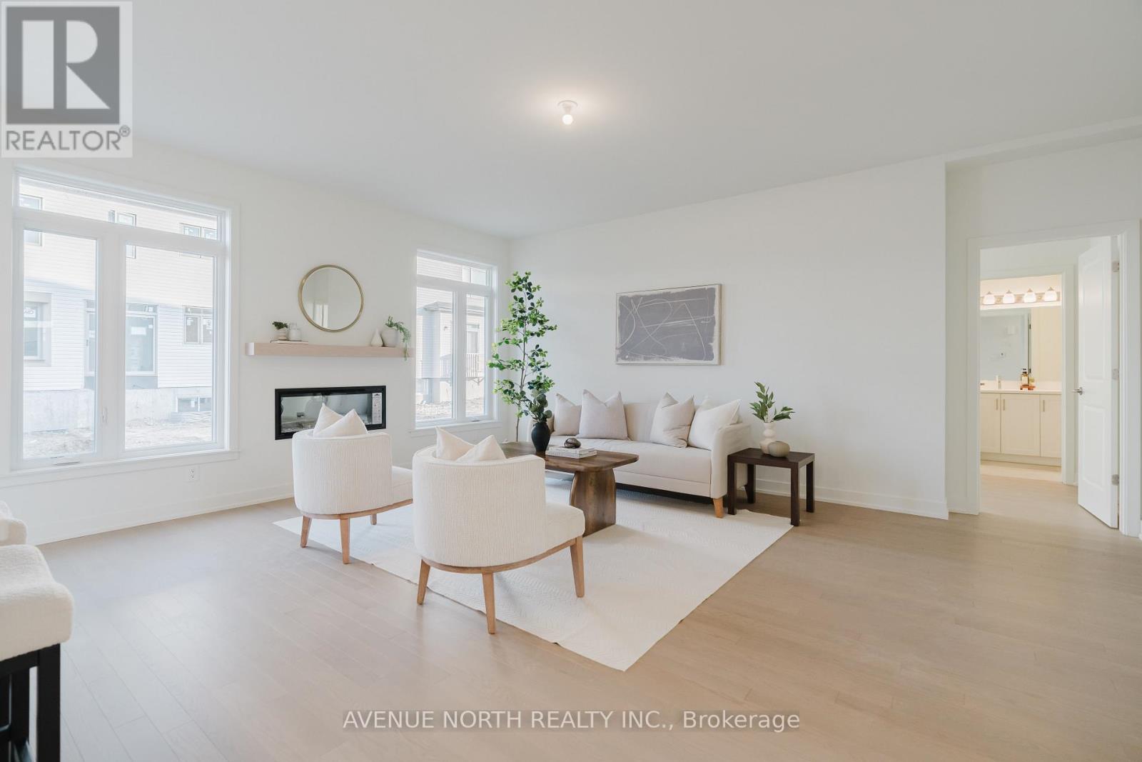 1729 ROTTERDAM CIRCLE - 15