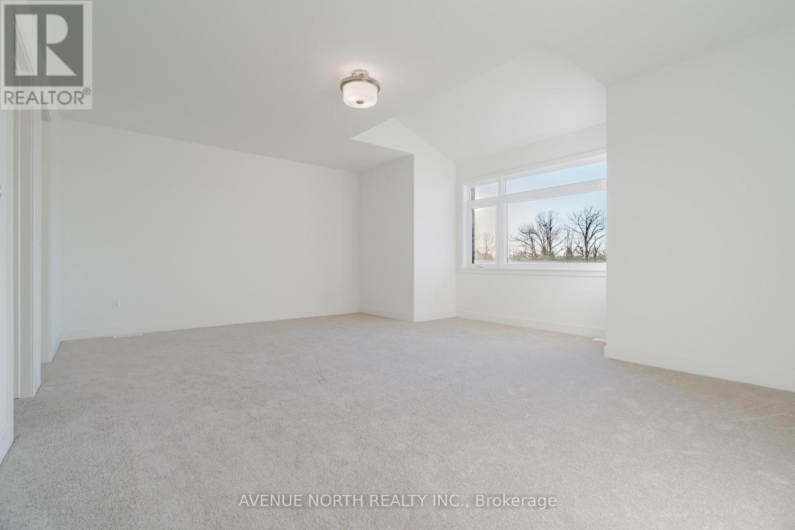 1729 ROTTERDAM CIRCLE - 31