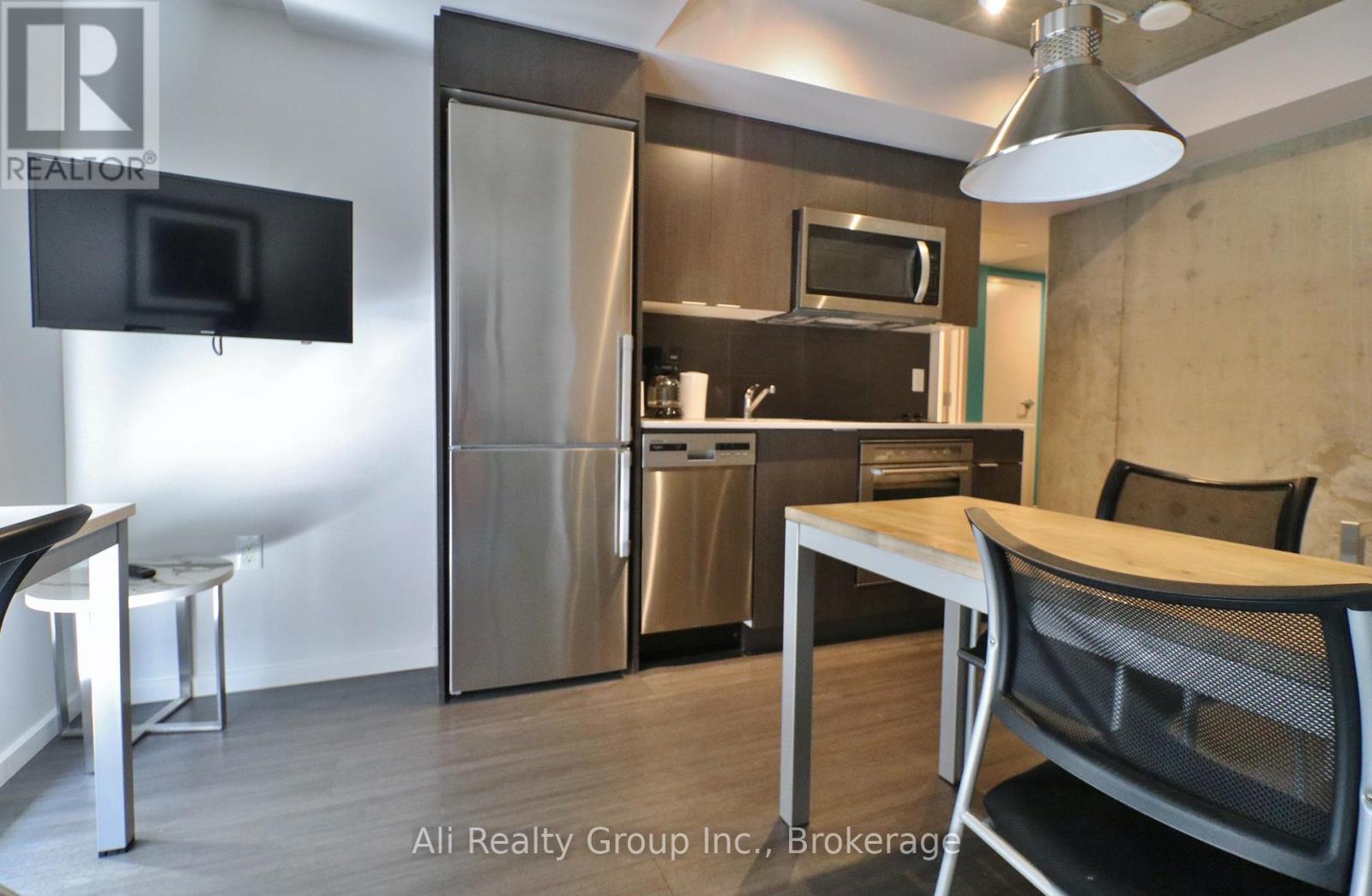2701 - 105 CHAMPAGNE AVENUE S — photo 10