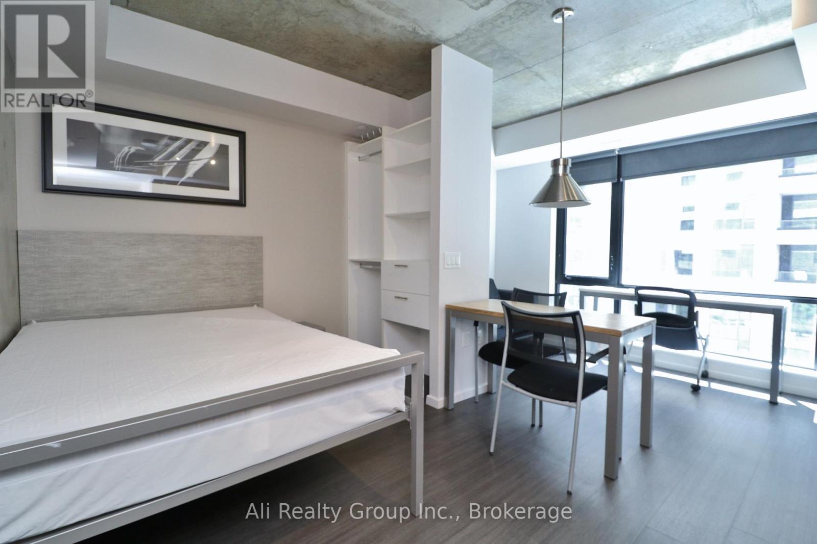 2701 - 105 CHAMPAGNE AVENUE S — photo 14