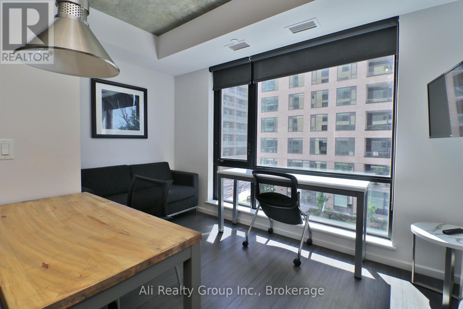 2701 - 105 CHAMPAGNE AVENUE S — photo 8