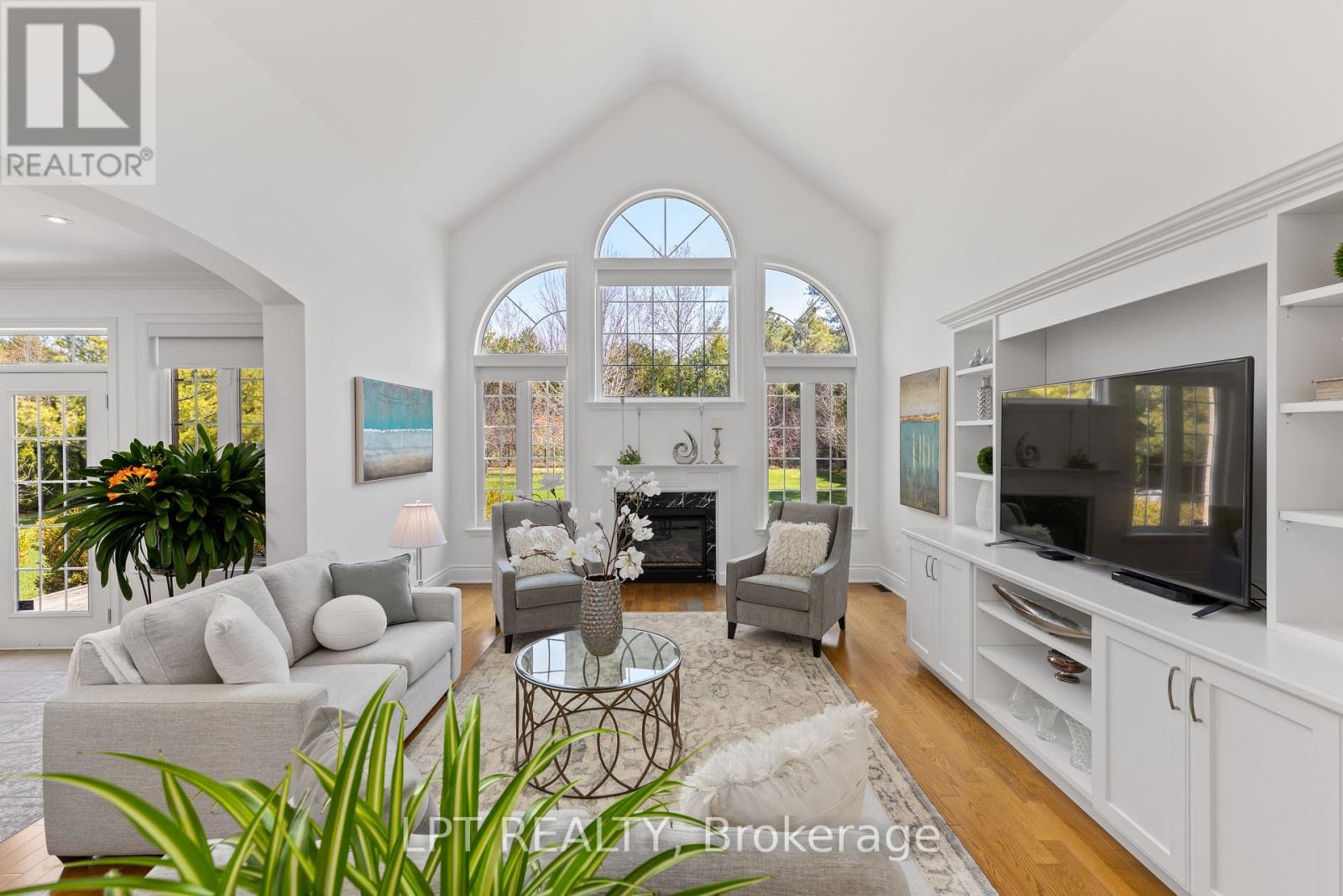 Expansive Great Room